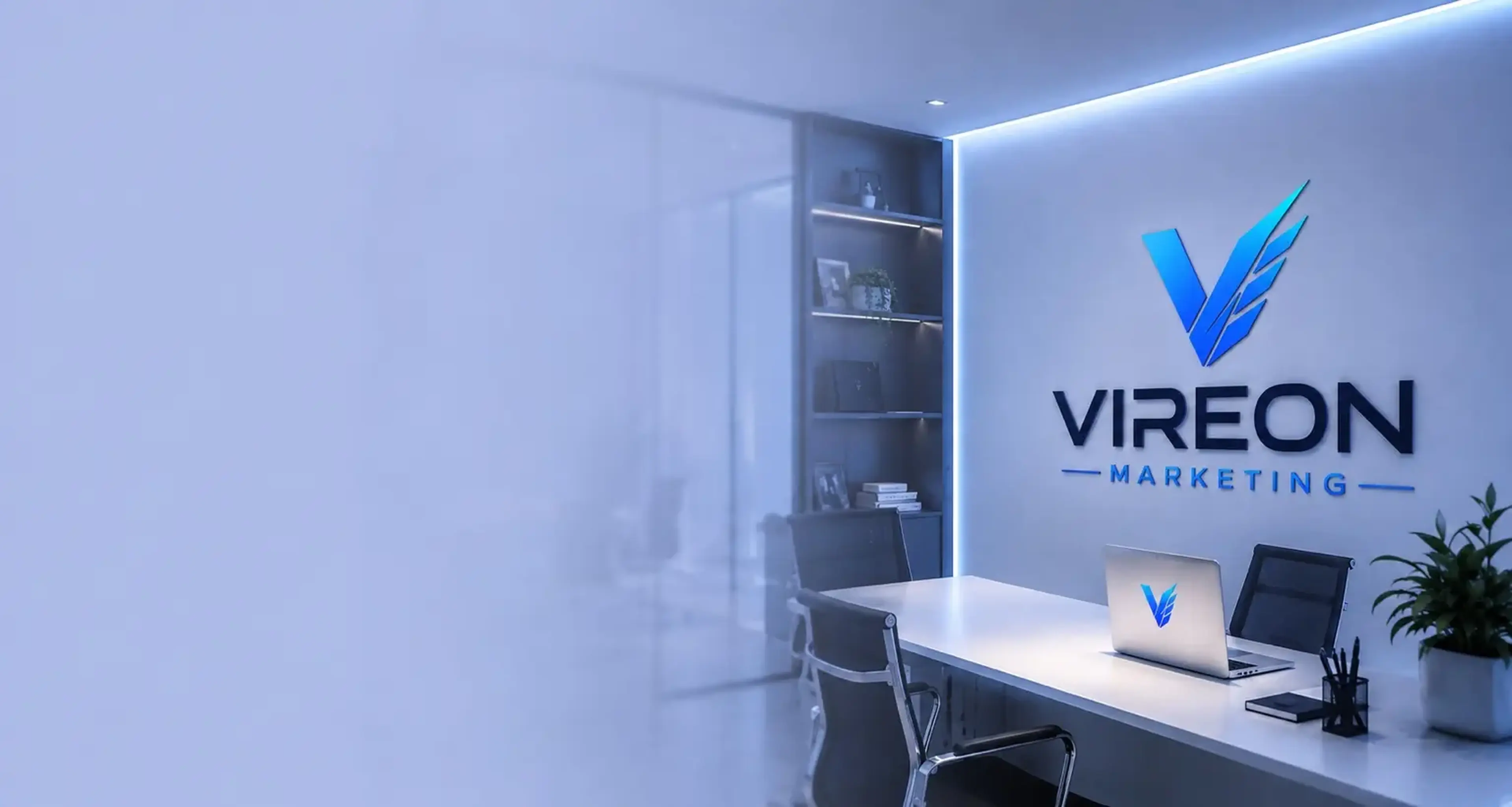 Escritório moderno da Vireon Marketing com a identidade visual da empresa